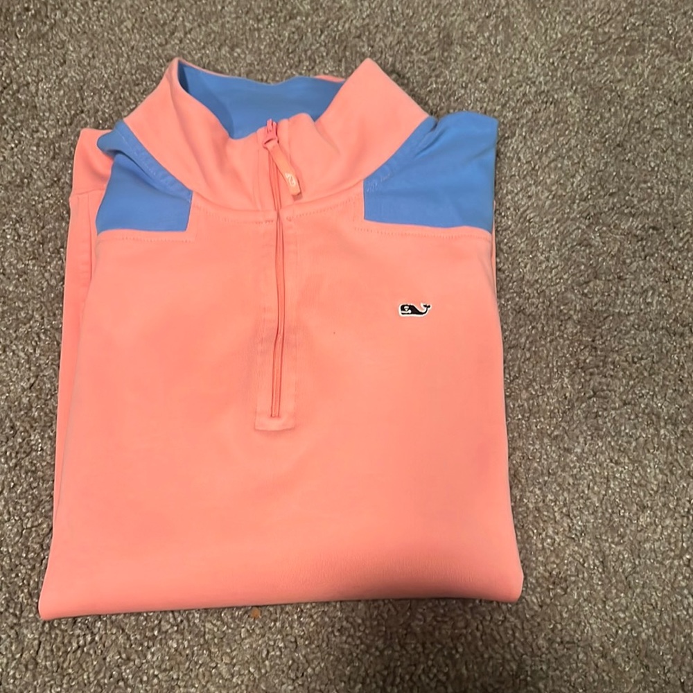 Very Good Condition Vineyard Vines sweater